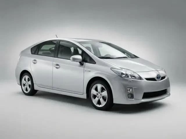 Toyota Prius (2009–2015): Cheap to Run — But What About Battery Risk?